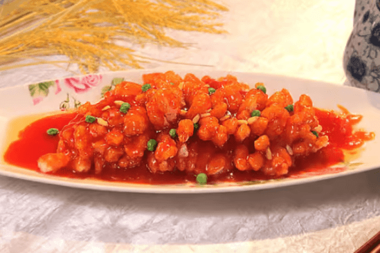 Sweet-and-Sour Fish Fillet with Pine Nuts 松鼠鱼