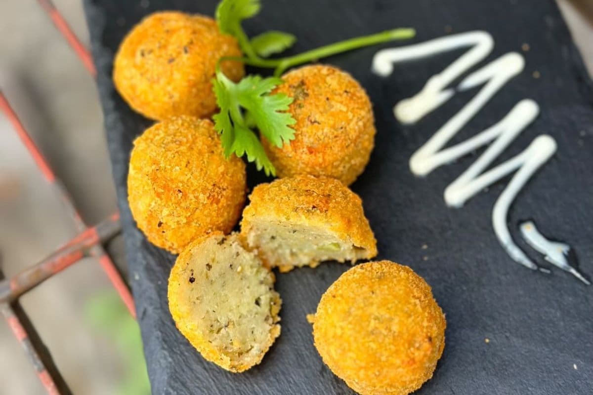 Chicken Nuggets (5 pcs)