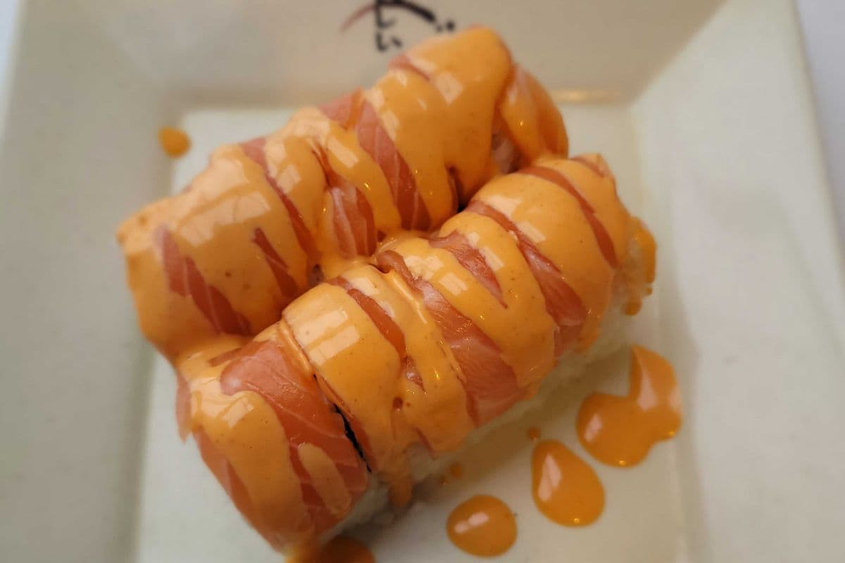 Alaska Roll (8 pcs)
