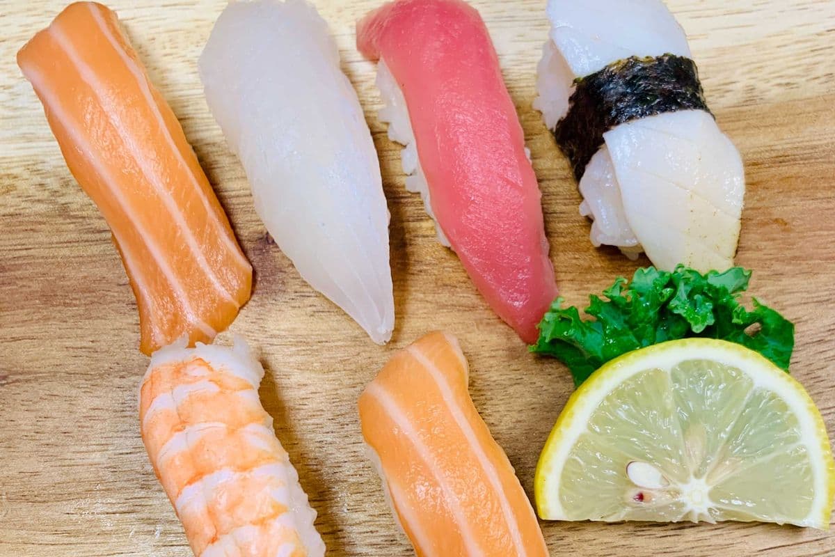 A06 Sushi Appetizer (6 pcs)