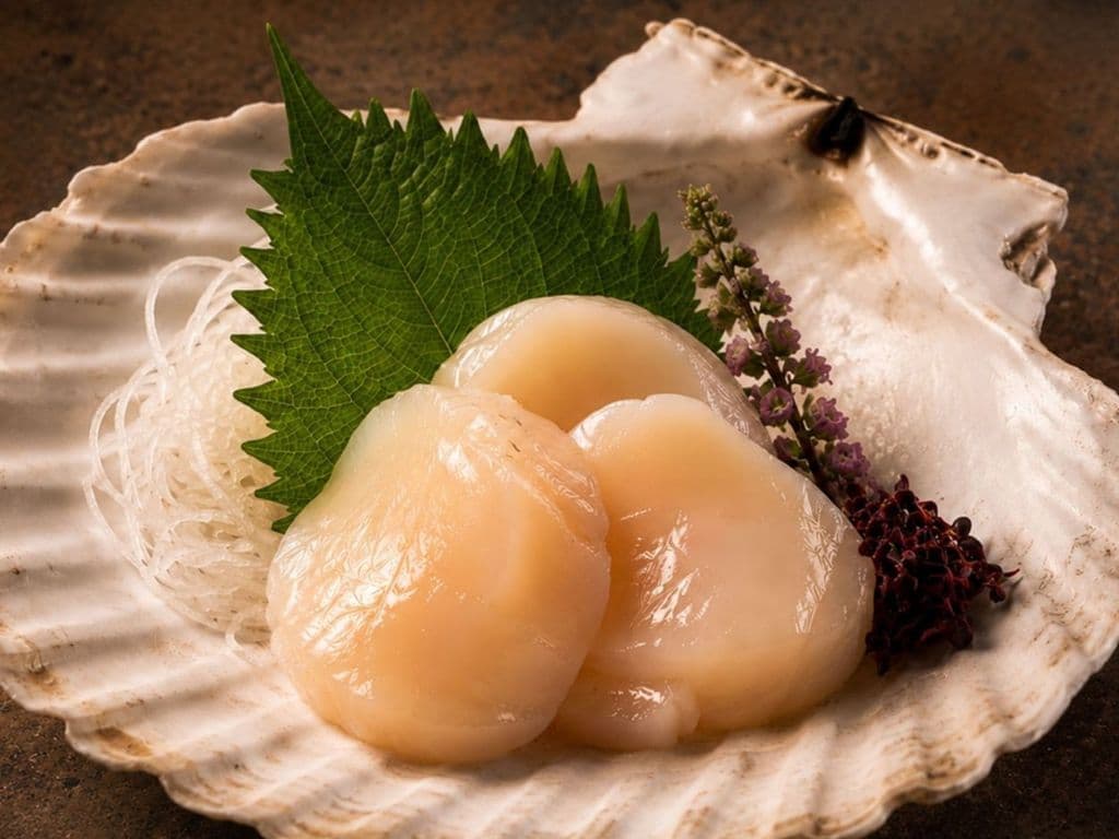 Hokkaido Scallop Sashimi 1pc