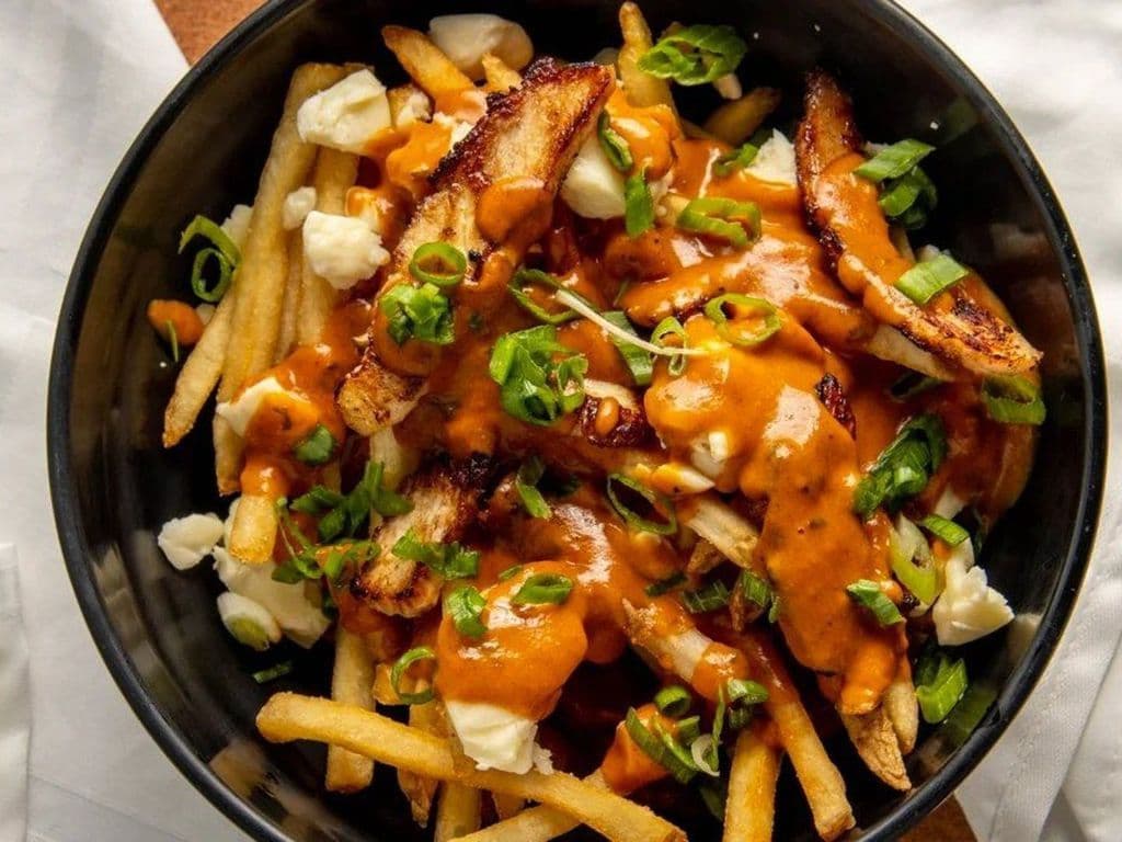 Butter Chicken Poutine