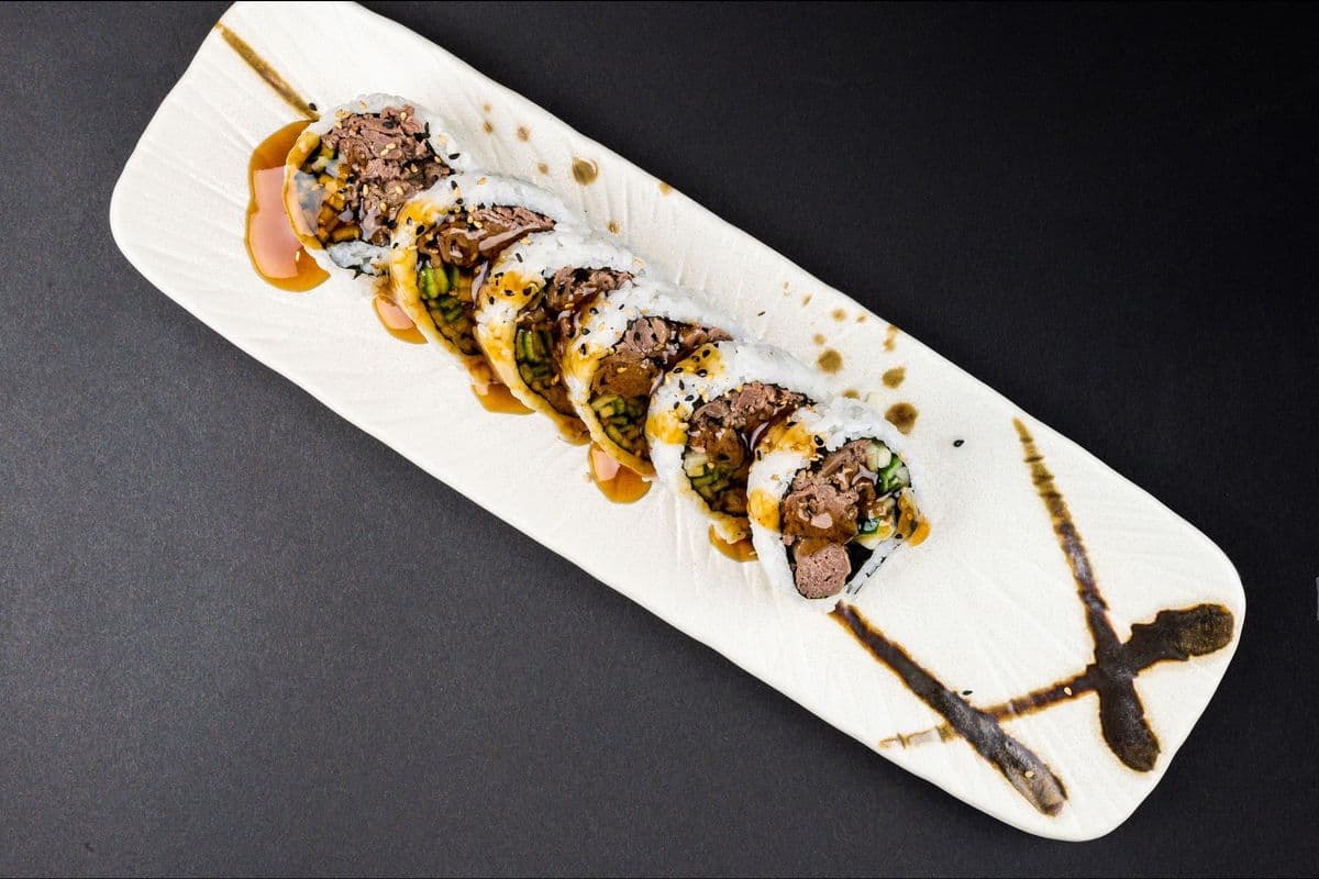 Beef Teriyaki Roll (6 Pieces)