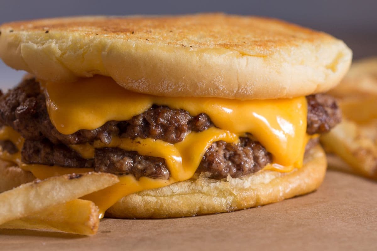 Cheeeesy Burger Combo