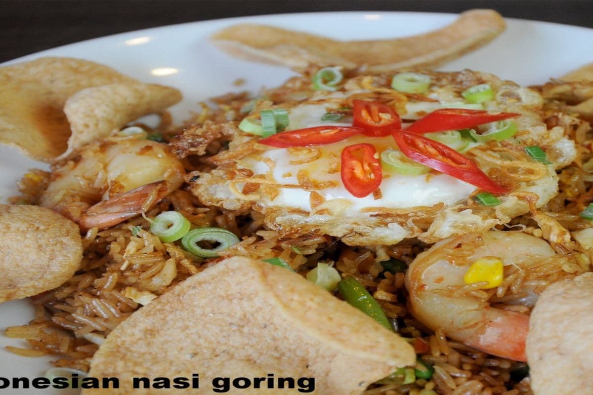Indonesian Fried Rice (Nasi Goring)