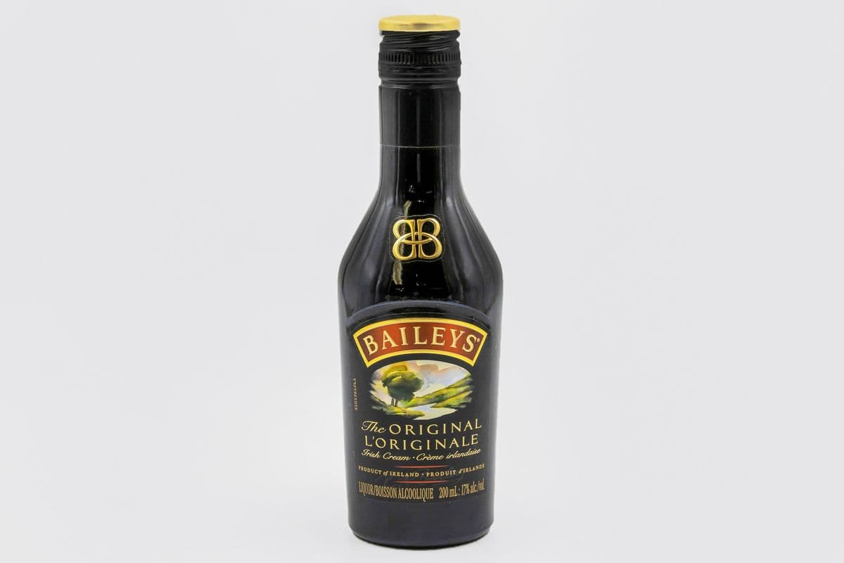 BAILEYS ORIGINAL IRISH CREAM (1 x 200ML)