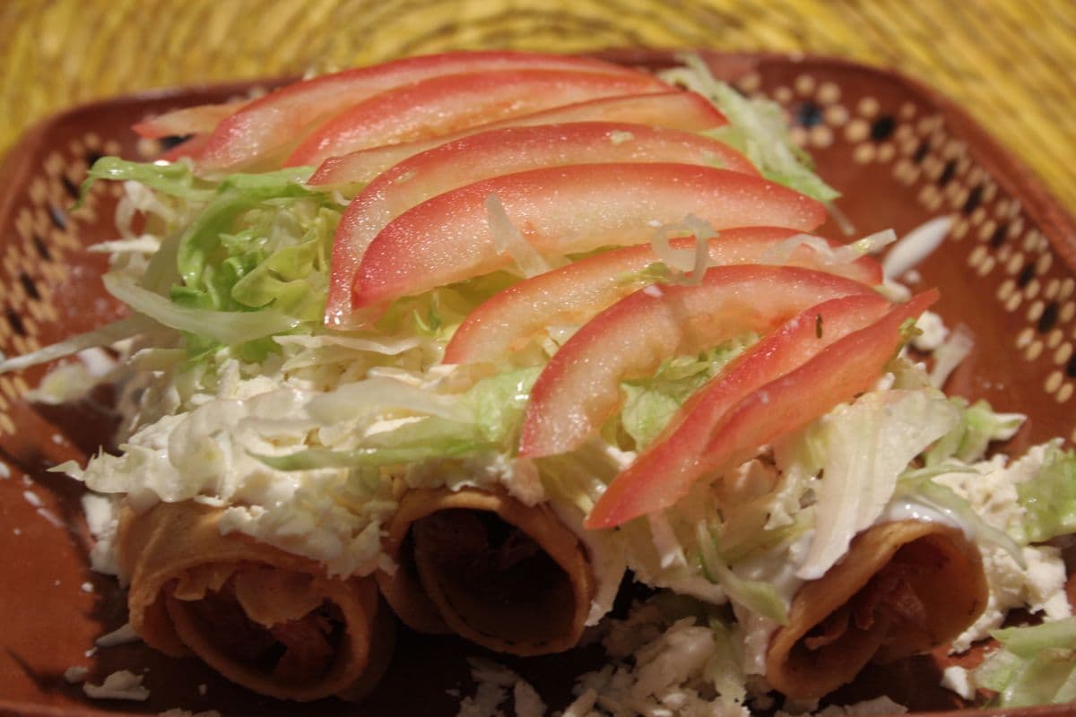 Tacos frit au Poulet / Chicken Tacos