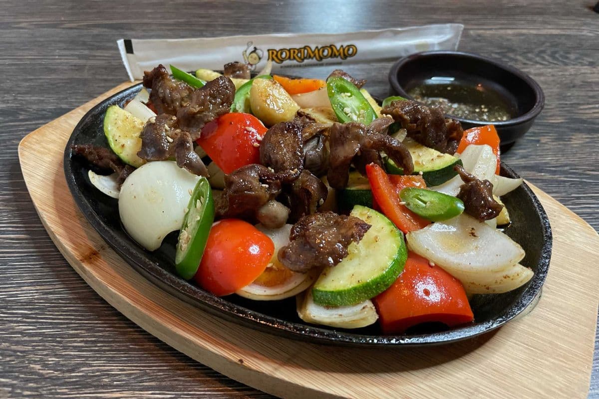 Garlic Dak Ddong-jjip 마늘 닭똥집