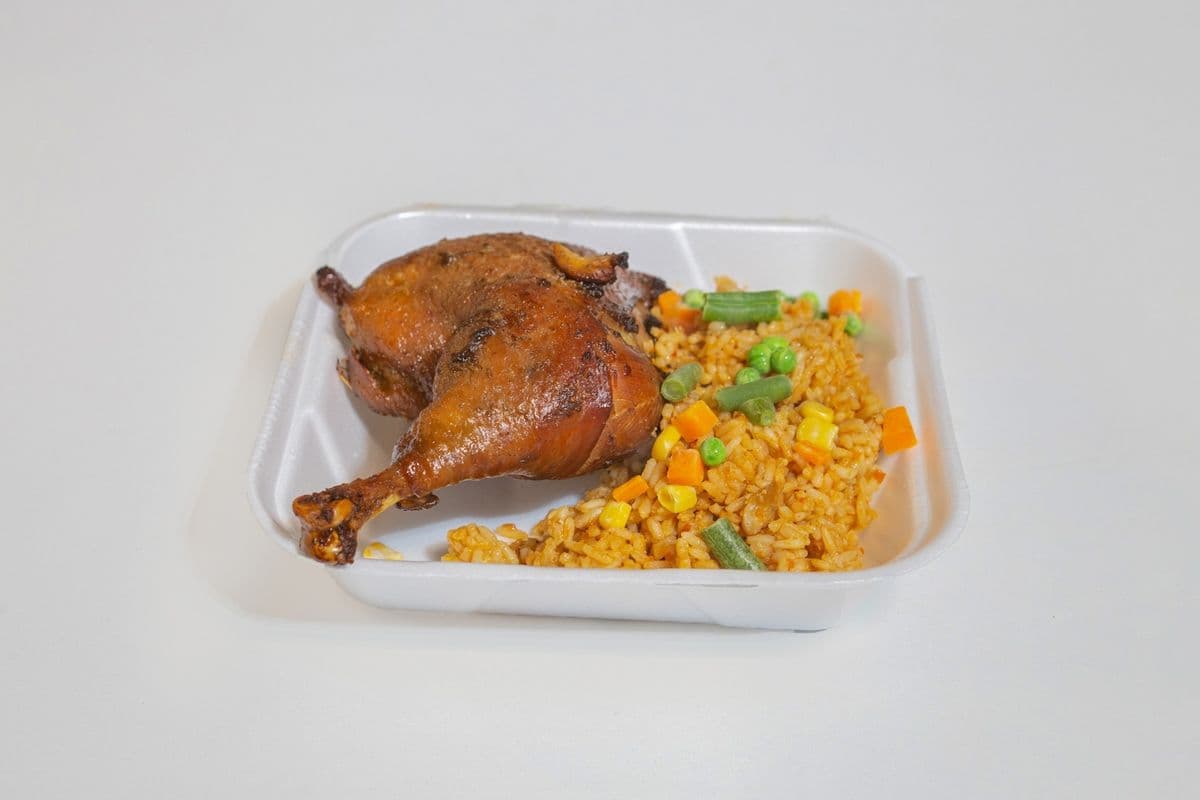Jollof Rice With Chicken Thigh