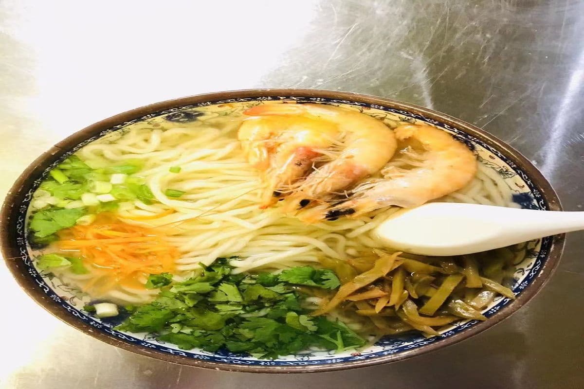 Shrimp Noodle Soup(虾汤面)