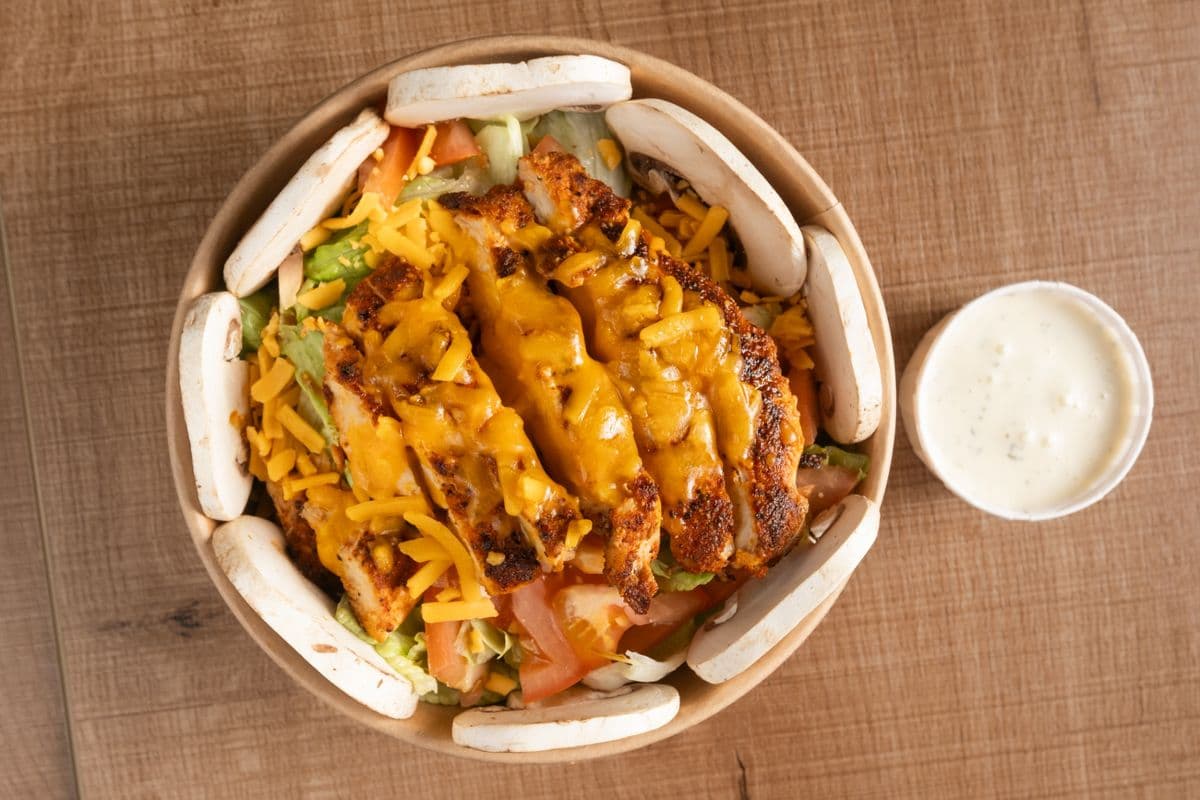 CAJUN CHICKEN ENTREE SALAD