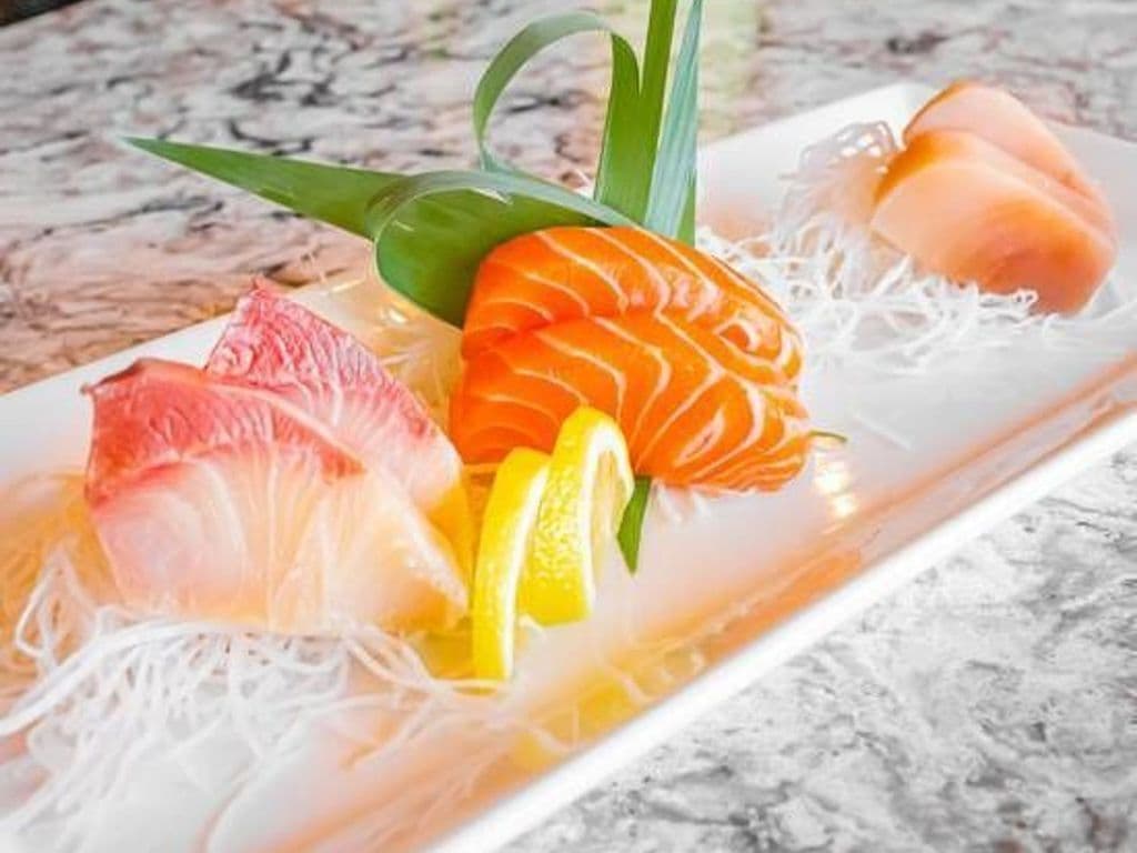 Three Kind Sashimi (6 pcs)