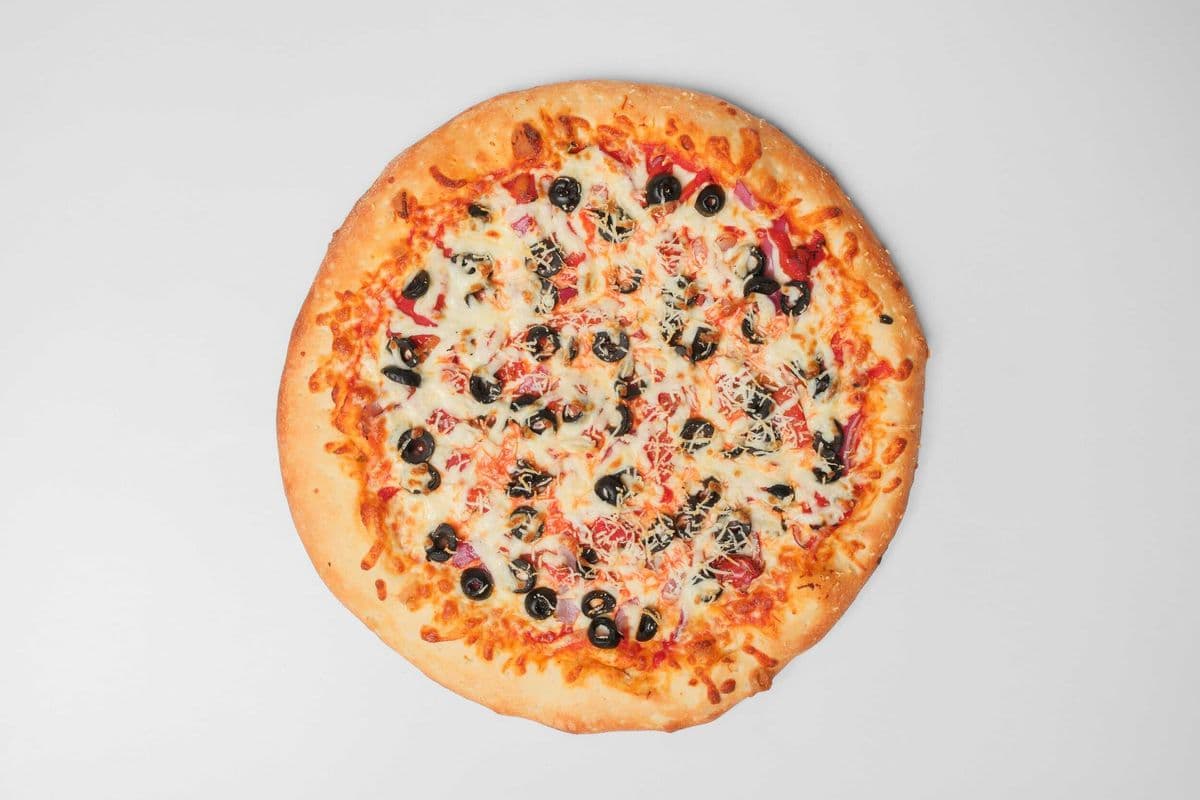 Medium Greek Pizza