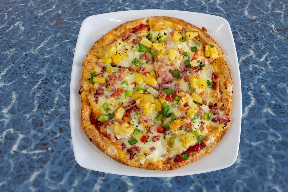 14" Extra-Large Connor's Delight Pizza