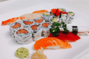 Sushi and Maki Roll (25)