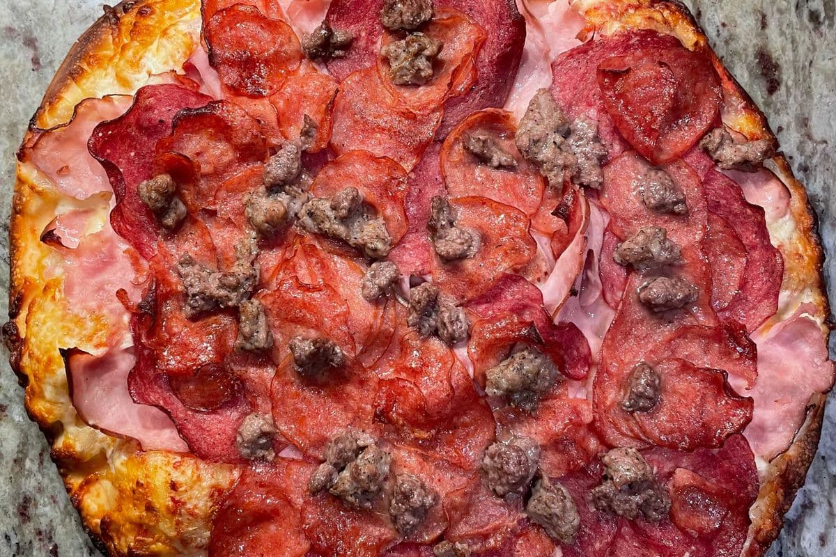 12" Large Croc 'O Bull Pizza