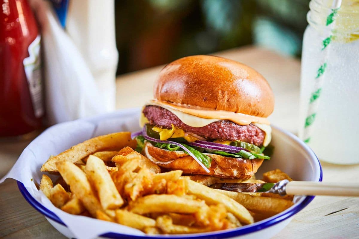 Plat Cheese Burger