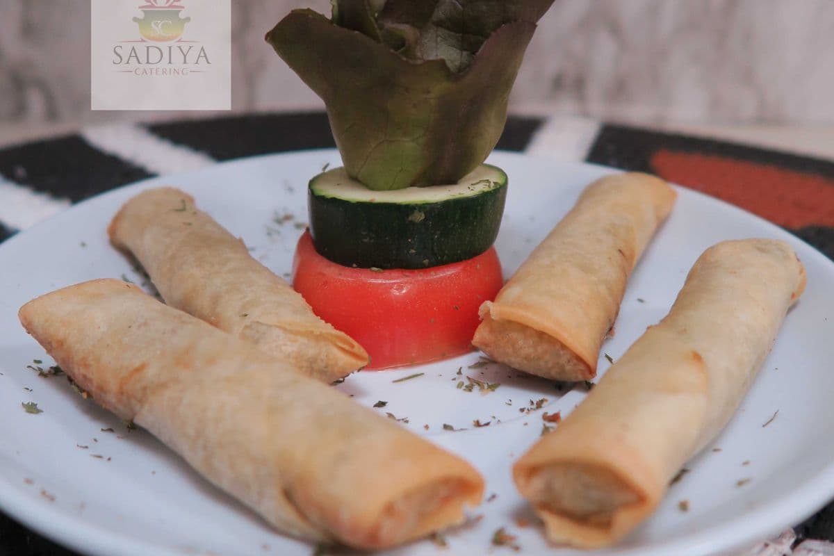 Meat Rolls (4) / Nems viande (4)
