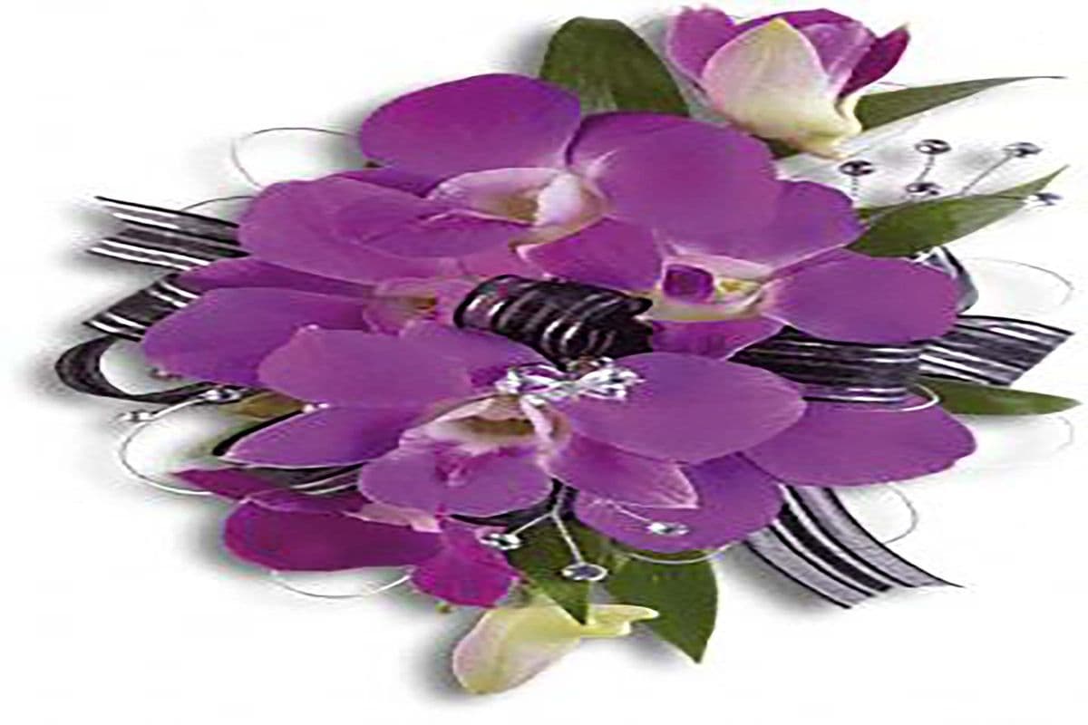 Lavender Exquisite Wristlet