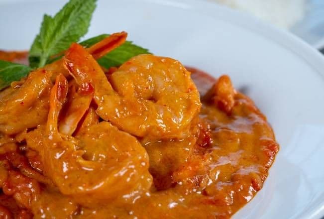 Red Halal Chicken & Shrimp Curry with Rice