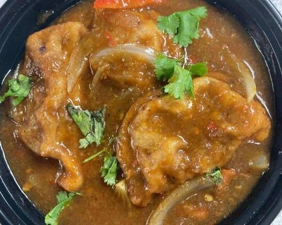 Manchurian Veg Momos (7 PCS)
