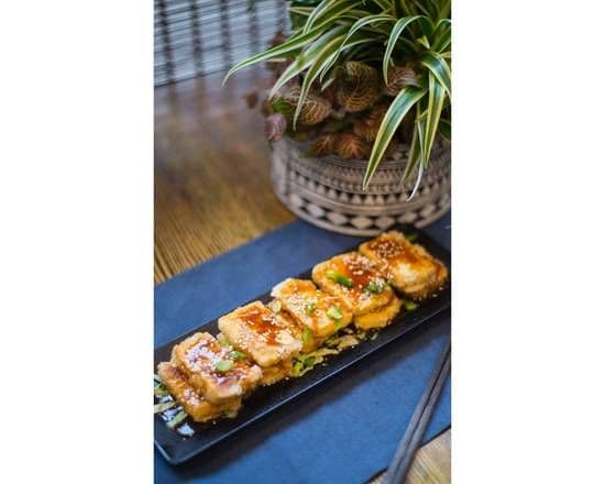 Deep-Fried tofu with Garlic Sauce and Soy Sauce(蒜泥炸豆腐)
