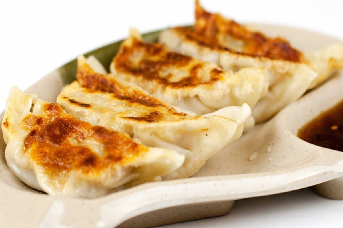 Chicken Dumplings (6 pcs)