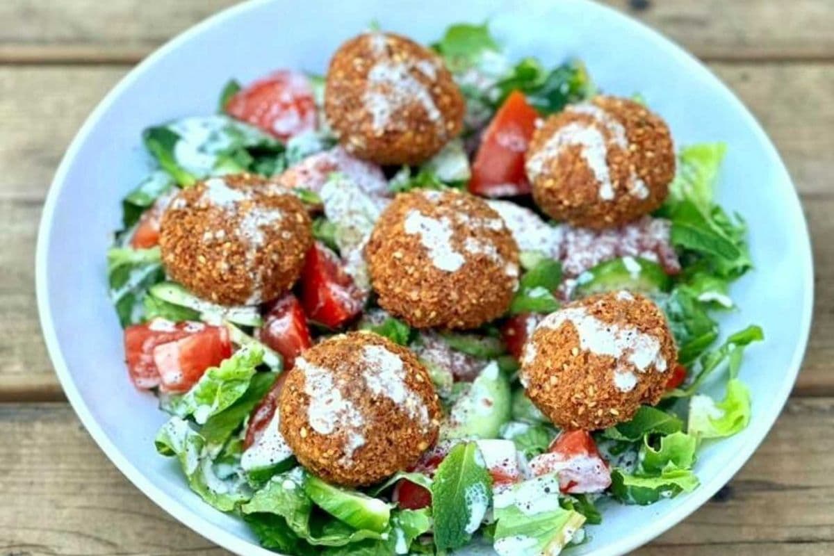 Falafel Salad