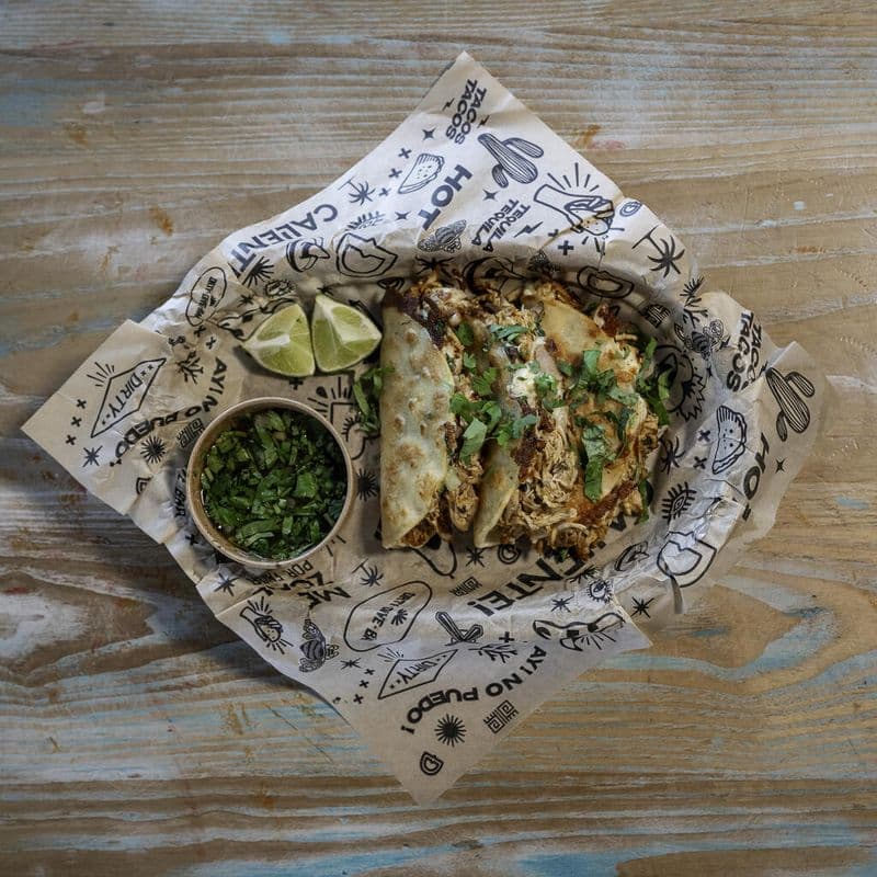 TACOS QUESO POLLO