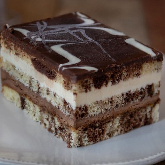 CS-TUXEDO TRUFFLE SLICE