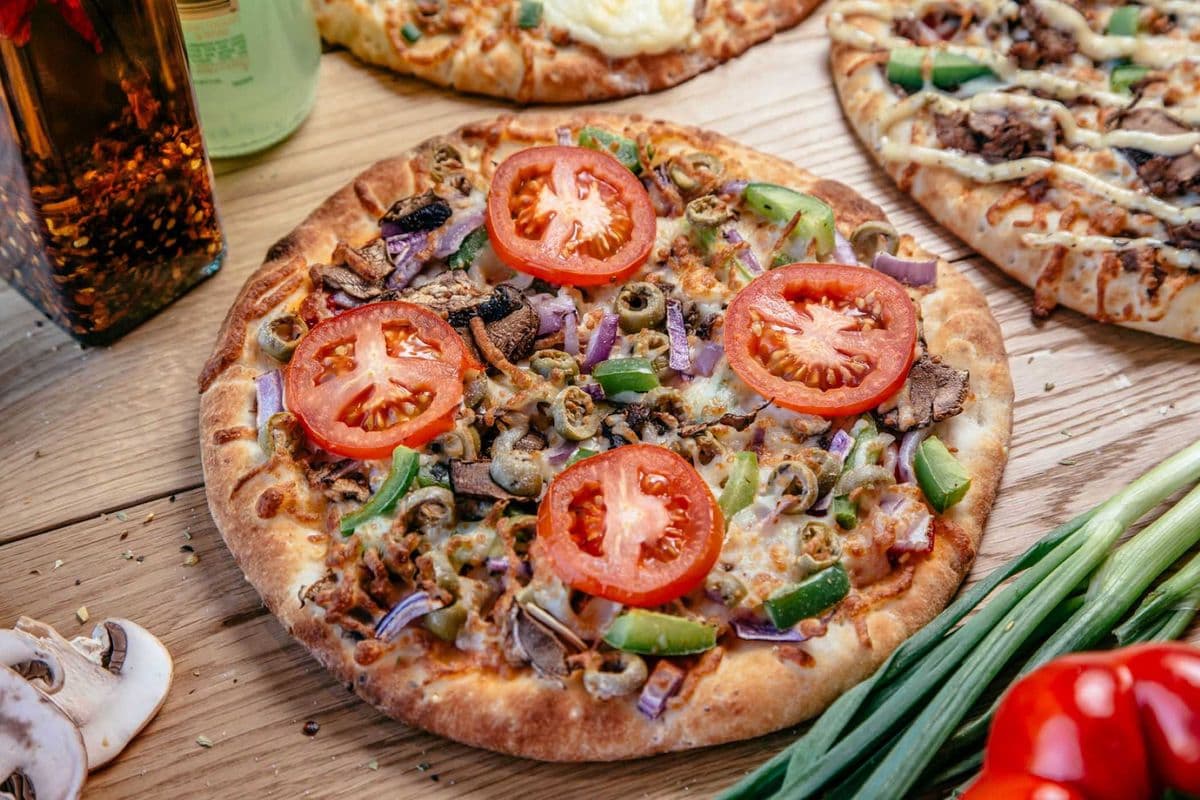 3. Pizza 14" végétarienne