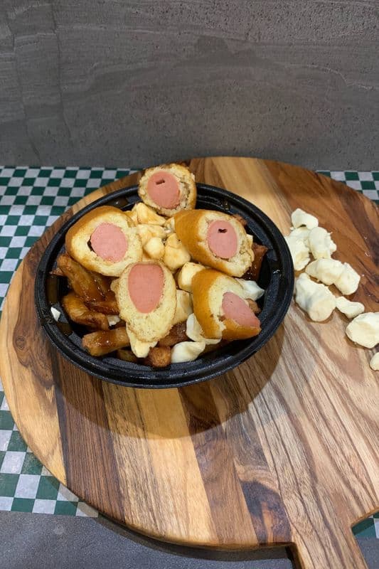 Poutine au Pogo / Pogo Poutine