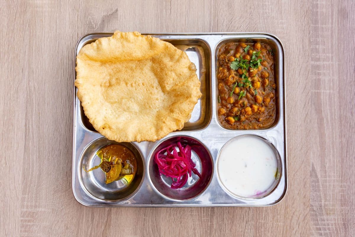 Plain Channa Bhatura