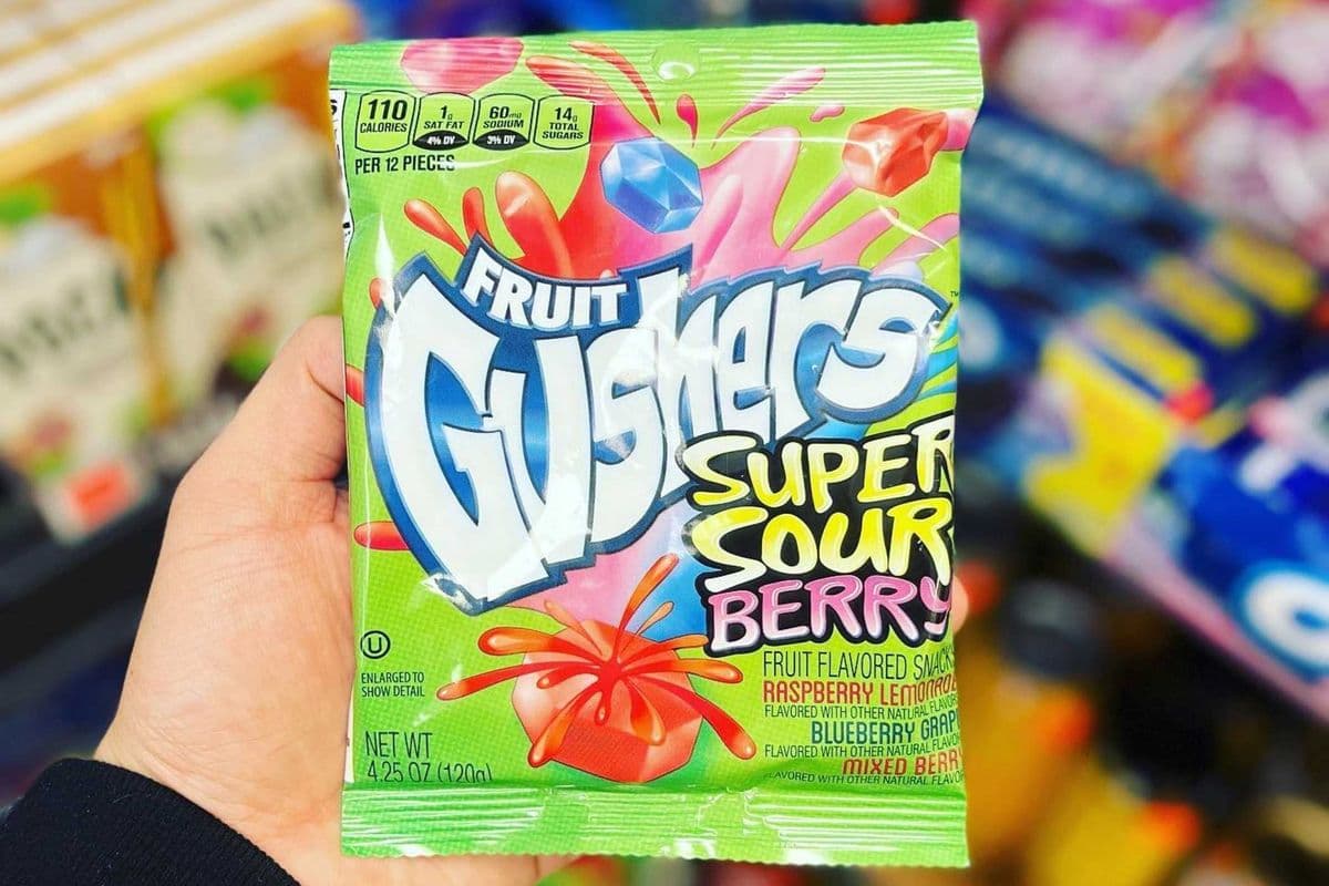 Fruit Gushers Super Sour Berry