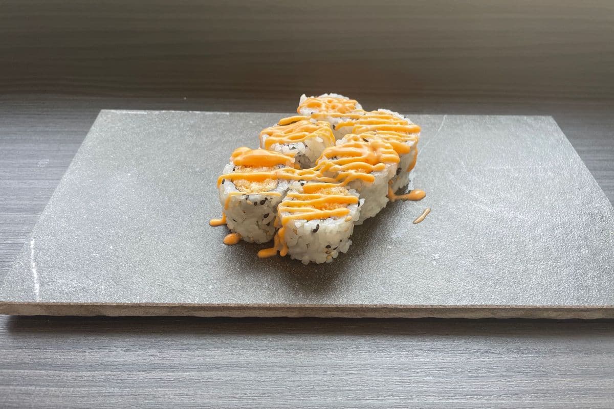 Spicy Scallop Roll