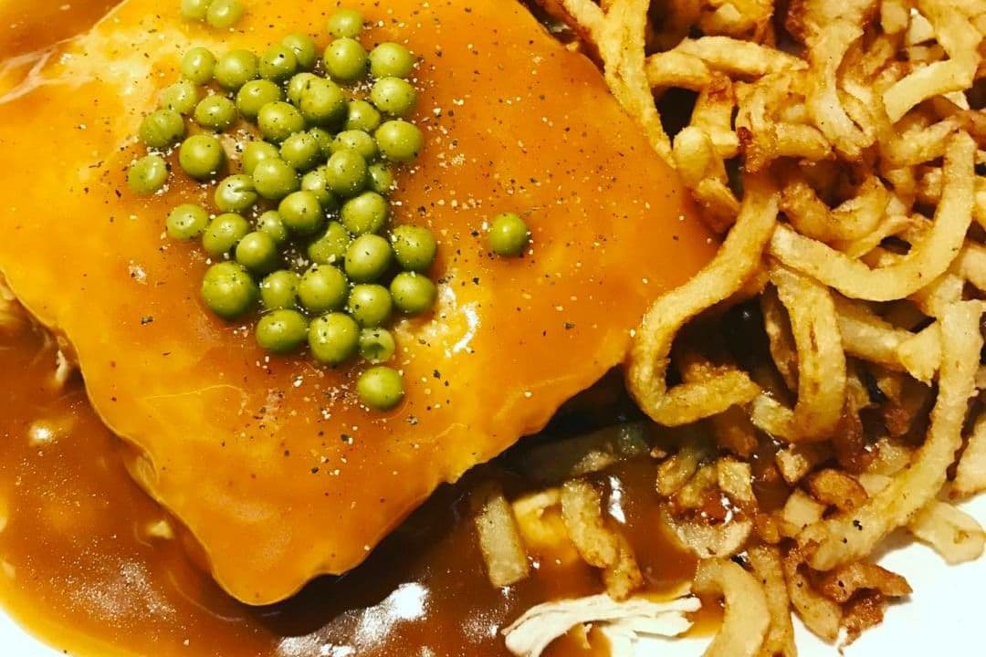 Sandwich au poulet chaud / Hot Chicken Sandwich