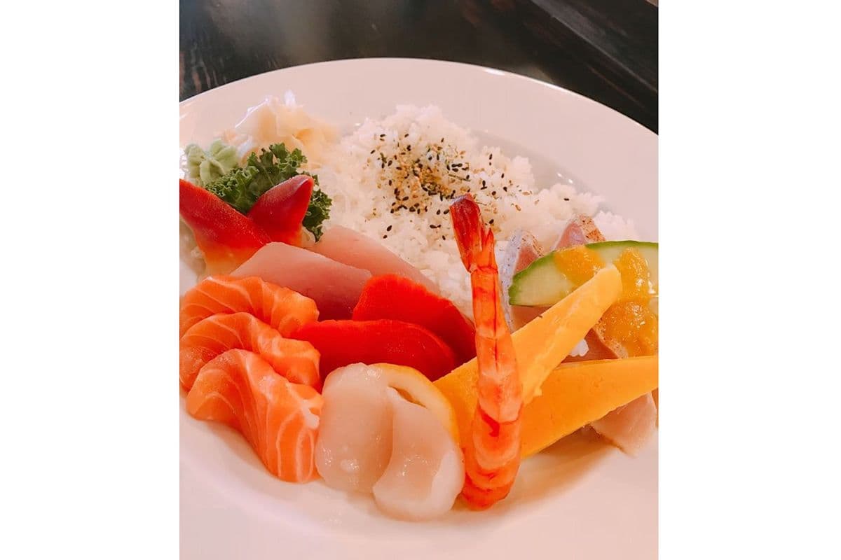 Chirashi Don (10 pcs)