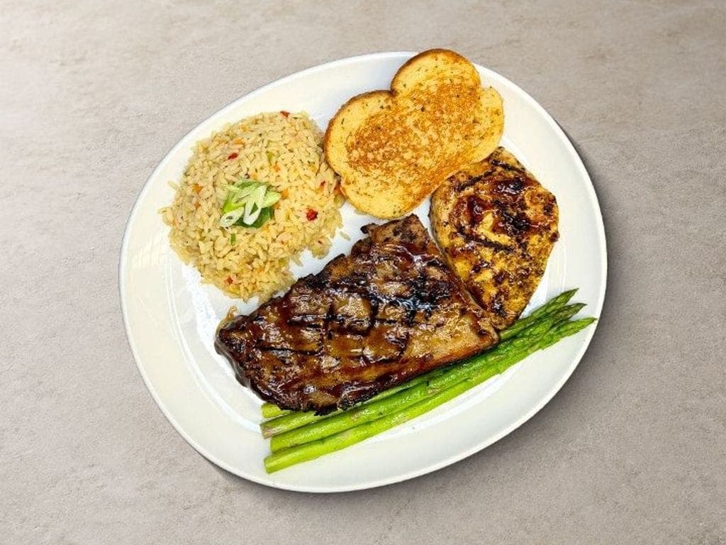 CHICKEN AND RIBS