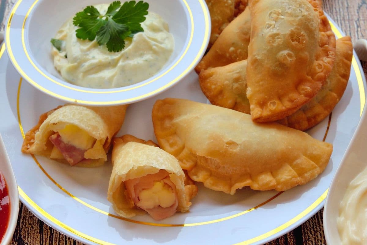 6 unités empanadas au fromage avec jambon