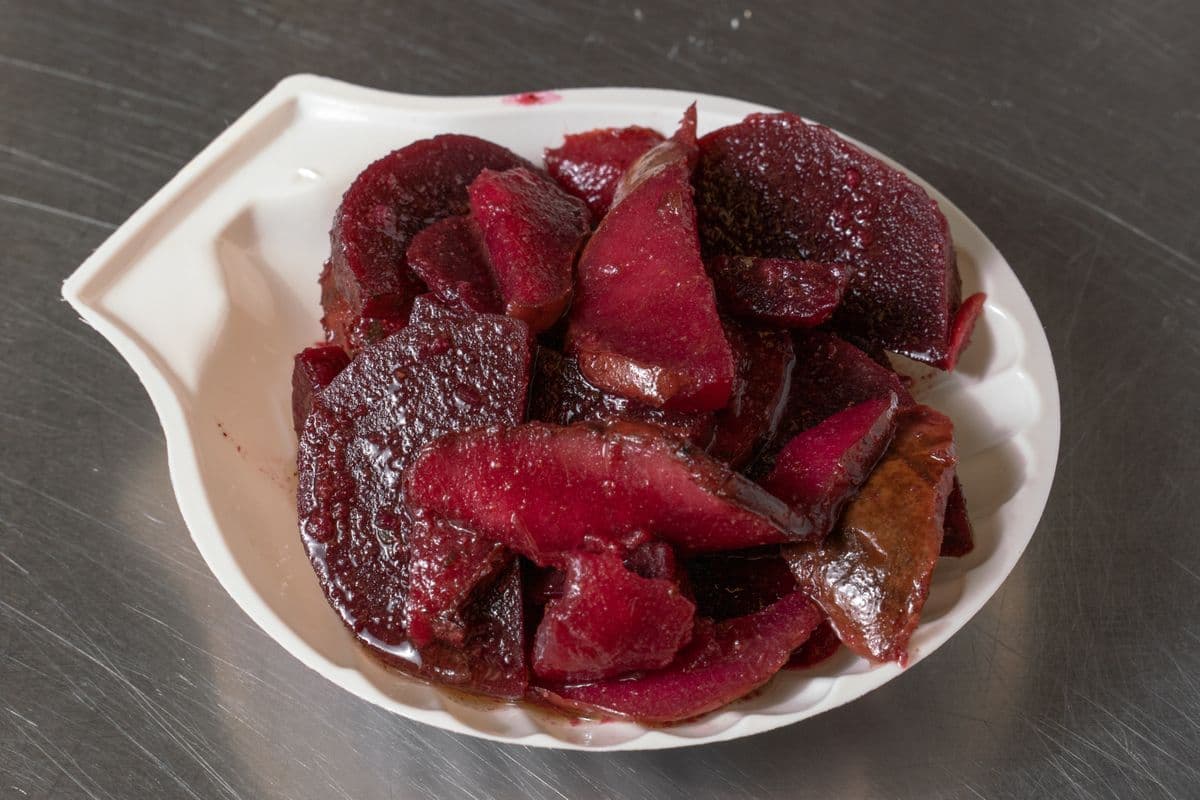 1. Salade aux betteraves / Beet Salad