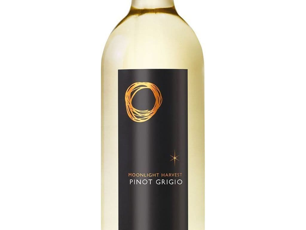Copper Moon Pinot Grigio bottle 750ml (12.5% alc.vol)