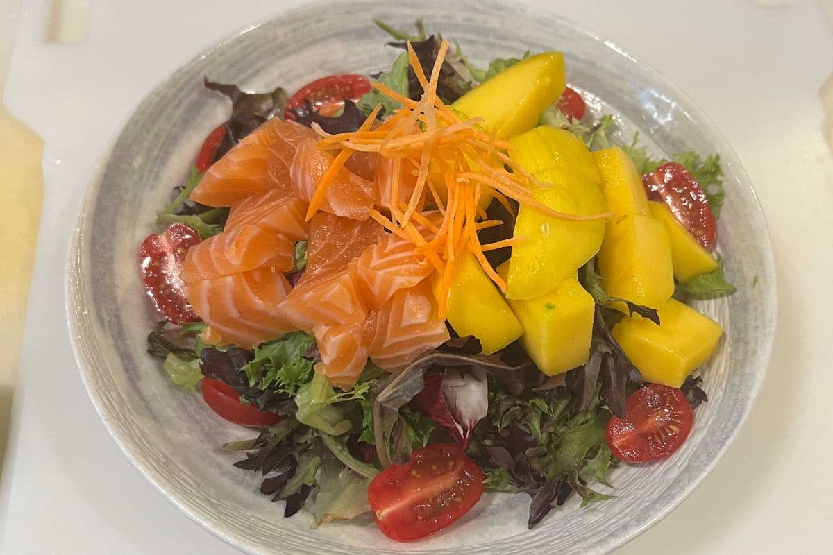 Salmon and Mango Salad