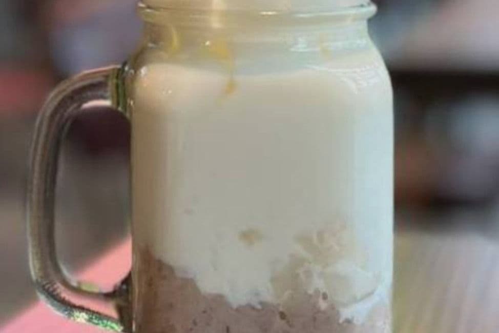 Z19. Fresh Taro Milk (Cold) 鮮芋頭牛奶 (凍)
