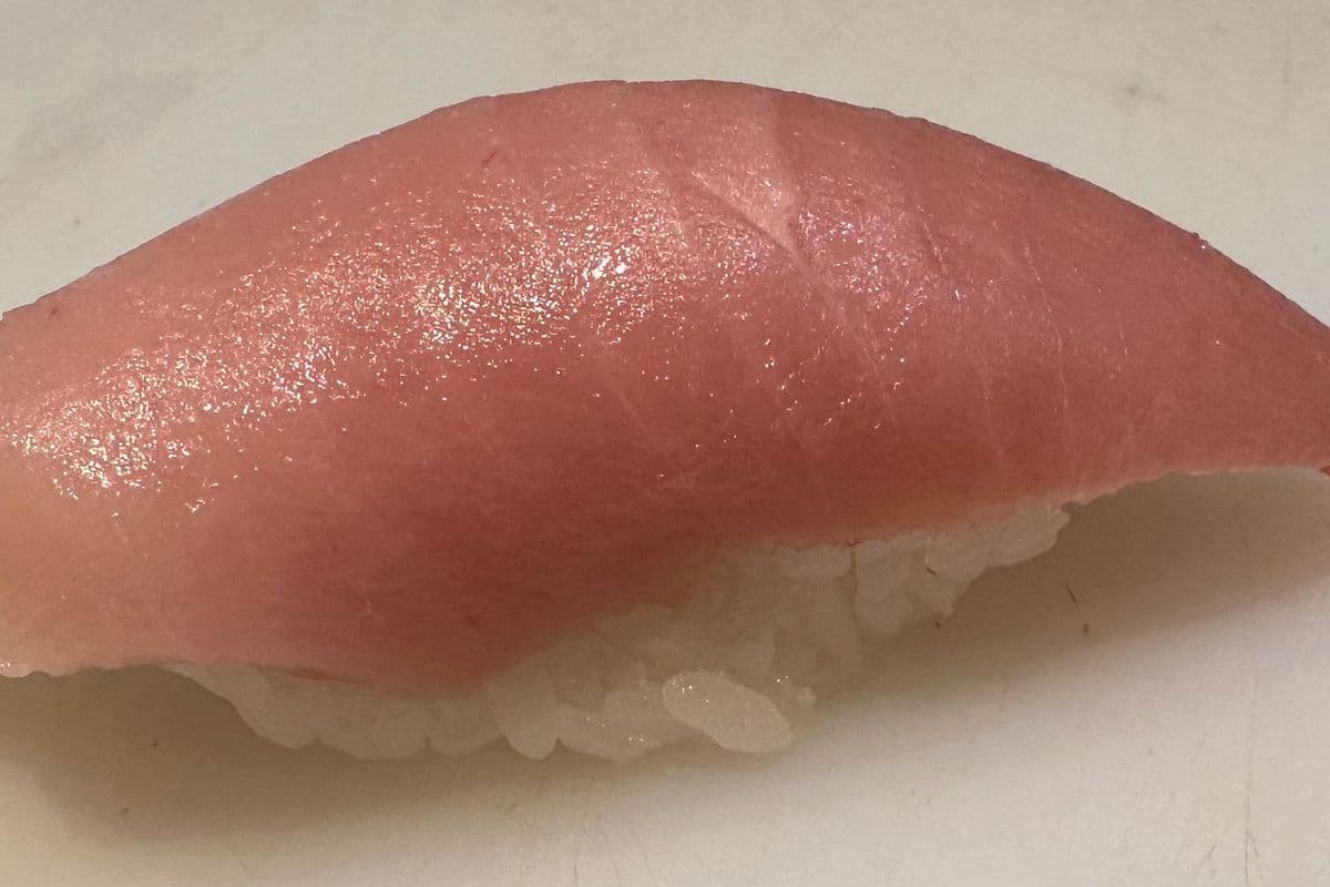 E2.Tuna Sushi