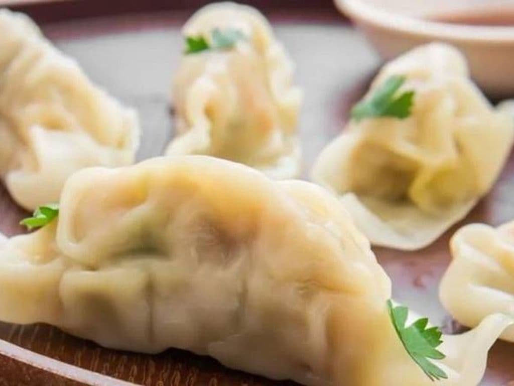 Steamed Gyoza (만두蒸餃子)