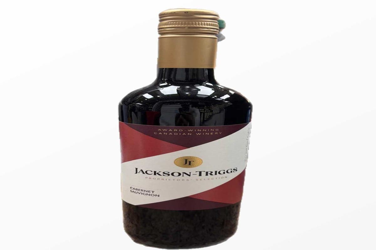 Jackson Triggs Red Wine (1 x 750)
