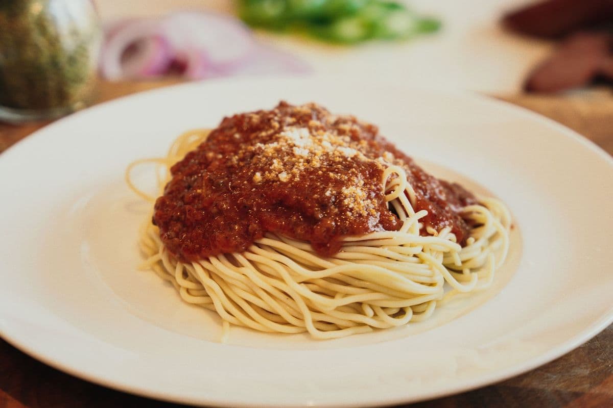 Spaghetti à la Viande / Spaghetti with Meat Sauce