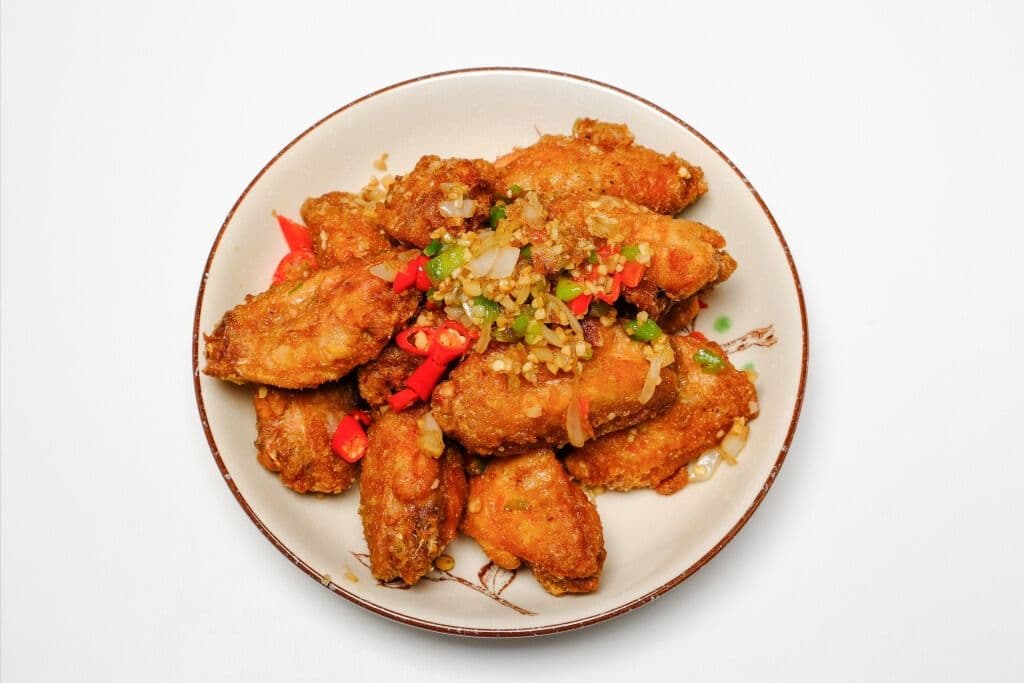 T12. Spicy Peppercorn Chicken Wings - 椒麻雞中翅(辣)
