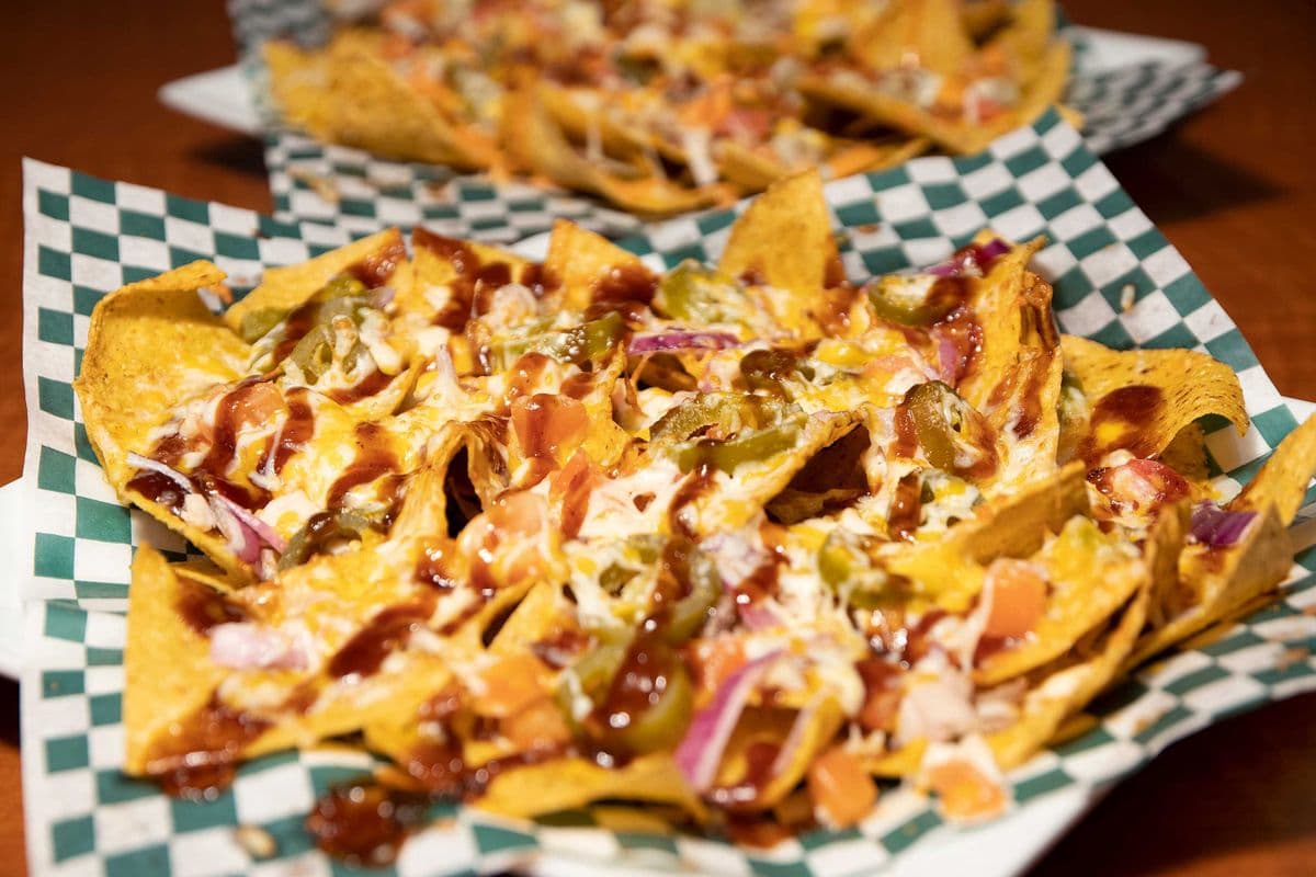 Large Sweet-and-Spicy Chicken Nacho