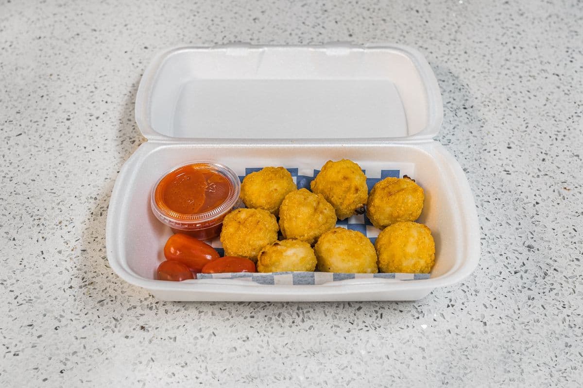 American Battered Chicken Balls (10 pcs)